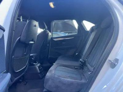 BMW 218 Active Tourer 2015 - 18900 EUR, 130000 km - AUTO.MOTO.pt - 130000km - foto 22 de 25