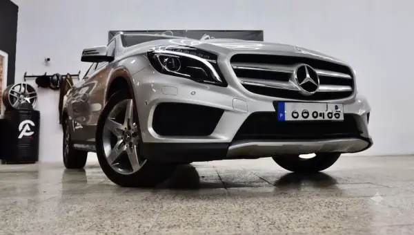 Mercedes-Benz GLA 200 2015 - 22900 EUR, 128425 km - AUTO.MOTO.pt - 128425km - foto 3 de 24