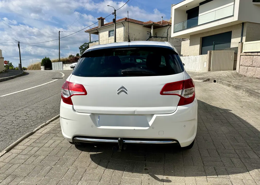 Citroën C4 2012 - 6750 EUR, 266000 km - 266000km - foto 2 de 7