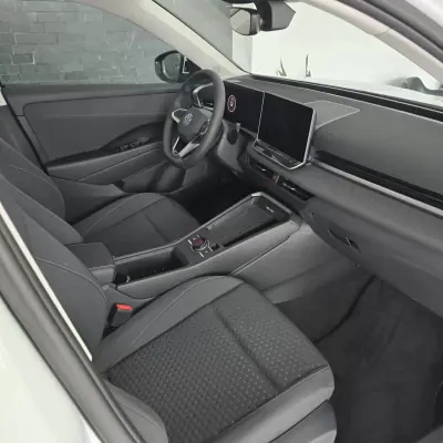 Volkswagen T-Roc 2026 — foto 6 de 29