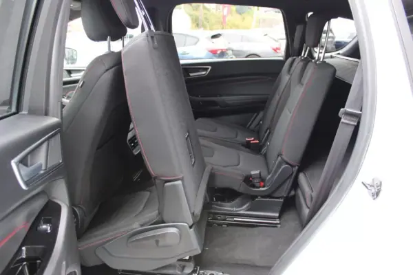 Ford S-Max 2019 - 29900 EUR, 230239 km - AUTO.MOTO.pt - 230239km - foto 19 de 26