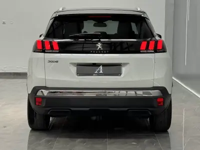 Peugeot 3008 2019 - 17490 EUR, 92000 km - AUTO.MOTO.pt - 92000km - foto 4 de 22