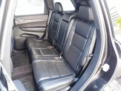 Jeep Grand Cherokee 2016 - 34950 EUR, 135350 km - AUTO.MOTO.pt - 135350km - foto 8 de 60