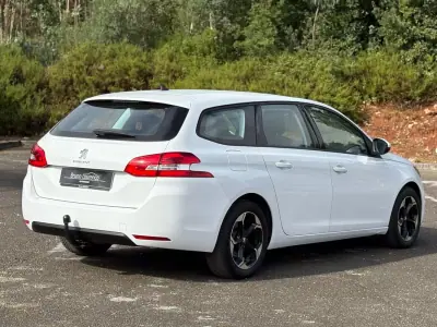 Peugeot 308 SW 2017 - 10900 EUR, 176200 km - AUTO.MOTO.pt - 176200km - foto 14 de 15