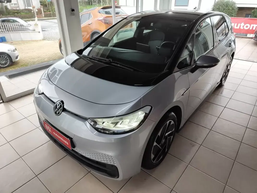 Volkswagen ID.3 2023 - 25950 EUR, 19300 km - AUTO.MOTO.pt - 19300km - foto 6 de 35