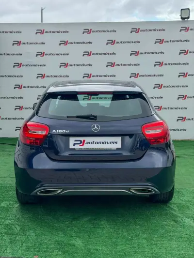 Mercedes-Benz A 180 2017 - 15990 EUR, 171488 km - 171488km - foto 6 de 22