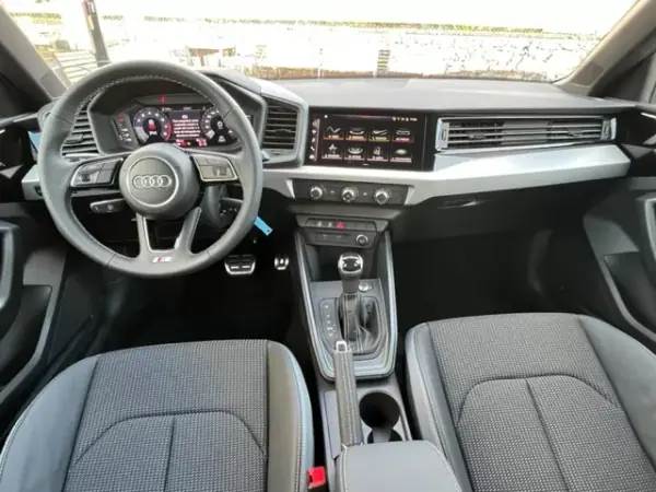 Audi A1 Sportback 2023 - 27900 EUR, 22610 km - AUTO.MOTO.pt - 22610km - foto 10 de 12