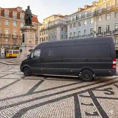 Mercedes-Benz Sprinter 2015 - 14500 EUR, 380000 km - AUTO.MOTO.pt - 380000km - foto 3 de 9