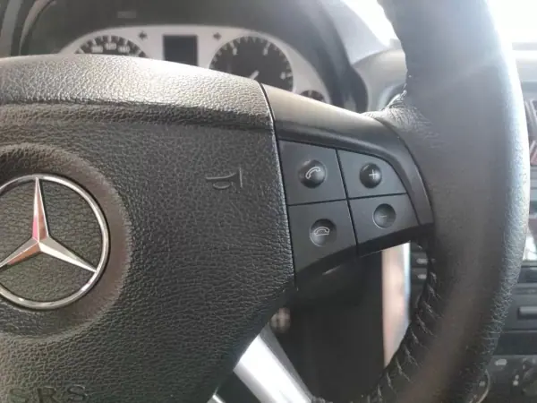 Mercedes-Benz B 200 2005 - 6950 EUR, 226000 km - AUTO.MOTO.pt - 226000km - foto 20 de 22