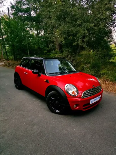 MINI 3 Portas 2010 - 8990 EUR, 186000 km - AUTO.MOTO.pt - 186000km - foto 2 de 26