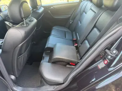 Mercedes-Benz C 220 2002 - 6450 EUR, 227000 km - AUTO.MOTO.pt - 227000km - foto 11 de 31