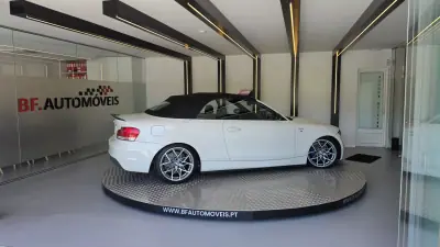 BMW 118 2009 - 12900 EUR, 225191 km - AUTO.MOTO.pt - 225191km - foto 7 de 61