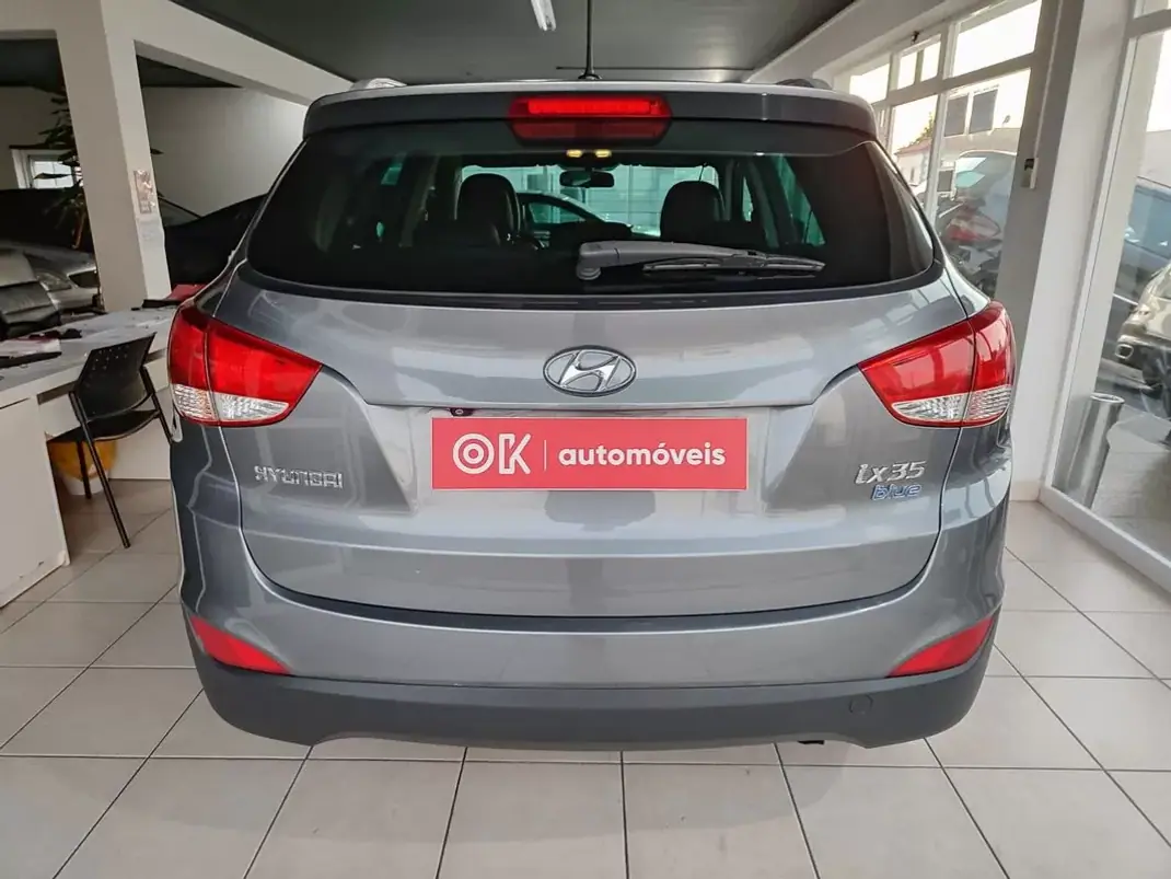 Hyundai ix35 2013 - 9990 EUR, 157000 km - AUTO.MOTO.pt - 157000km - foto 10 de 34