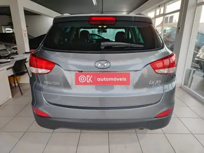 Hyundai ix35 2013 - 9990 EUR, 157000 km - AUTO.MOTO.pt - 157000km - foto 10 de 34