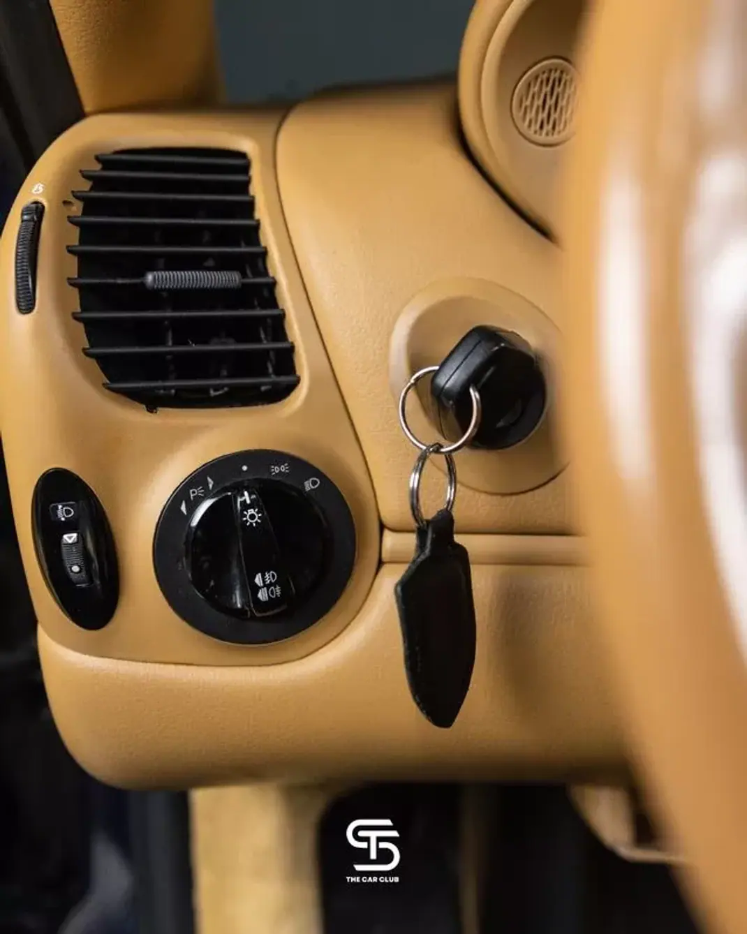 Porsche 996 1999 - 44450 EUR, 100000 km - AUTO.MOTO.pt - 100000km - foto 14 de 19