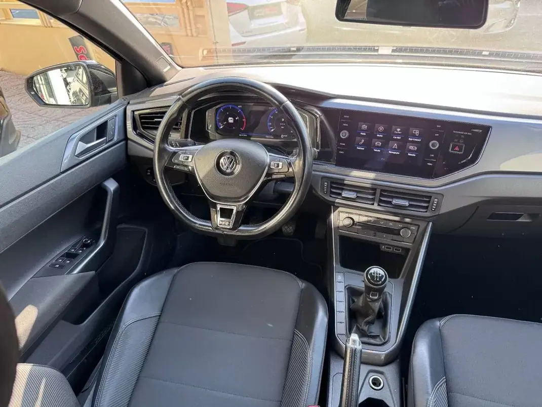 Volkswagen Polo 2018 - 14900 EUR, 186328 km - 186328km - foto 20 de 32