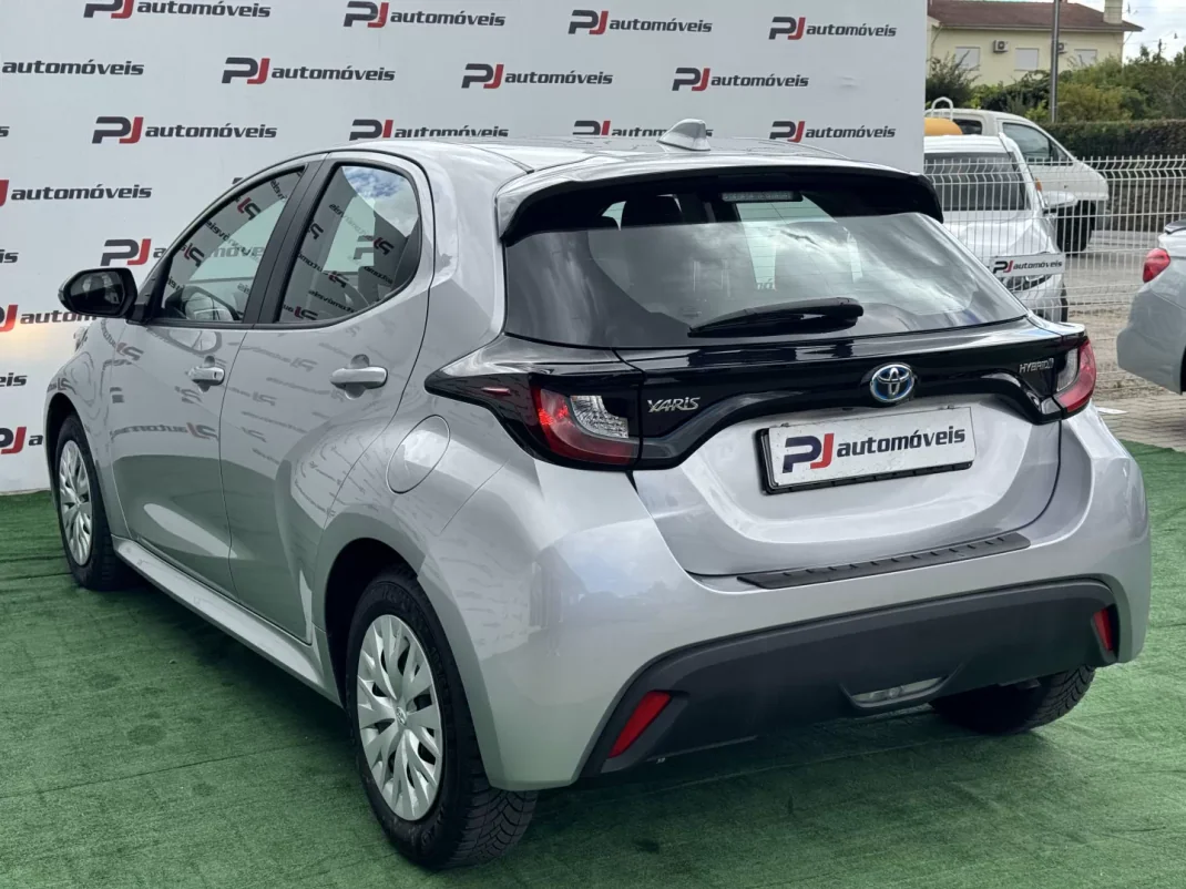 Toyota Yaris 2023 - 22990 EUR, 32000 km - AUTO.MOTO.pt - 32000km - foto 8 de 18