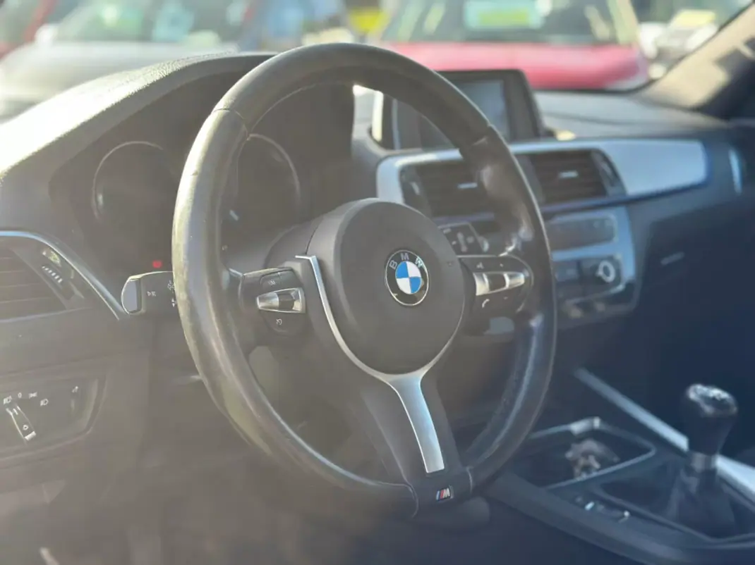 BMW 116 2018 - 20990 EUR, 150000 km - AUTO.MOTO.pt - 150000km - foto 13 de 17