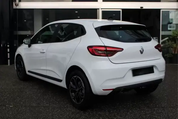Renault Clio 2023 - 16990 EUR, 4048 km - AUTO.MOTO.pt - 4048km - foto 4 de 4