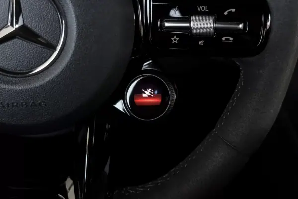 Mercedes-Benz AMG GT 2021 - 267500 EUR, 15250 km - AUTO.MOTO.pt - 15250km - foto 12 de 22