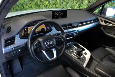 Audi Q7 2017 - 44900 EUR, 139500 km - AUTO.MOTO.pt - 139500km - foto 13 de 26