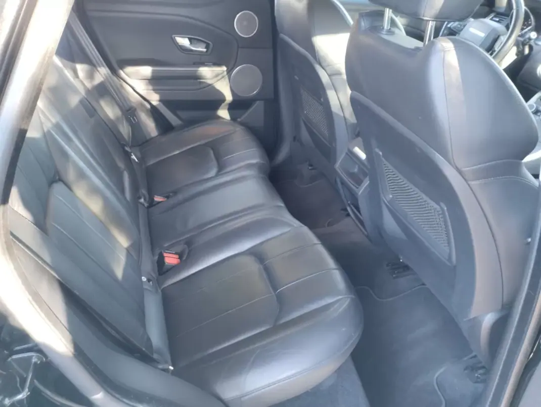 Land Rover Range Rover Evoque 2017 - 19500 EUR, 180000 km - 180000km - foto 16 de 30