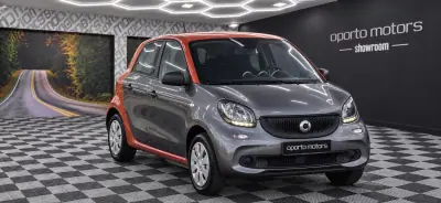 Smart ForFour 2017 - 8990 EUR, 86252 km - foto 2 de 9