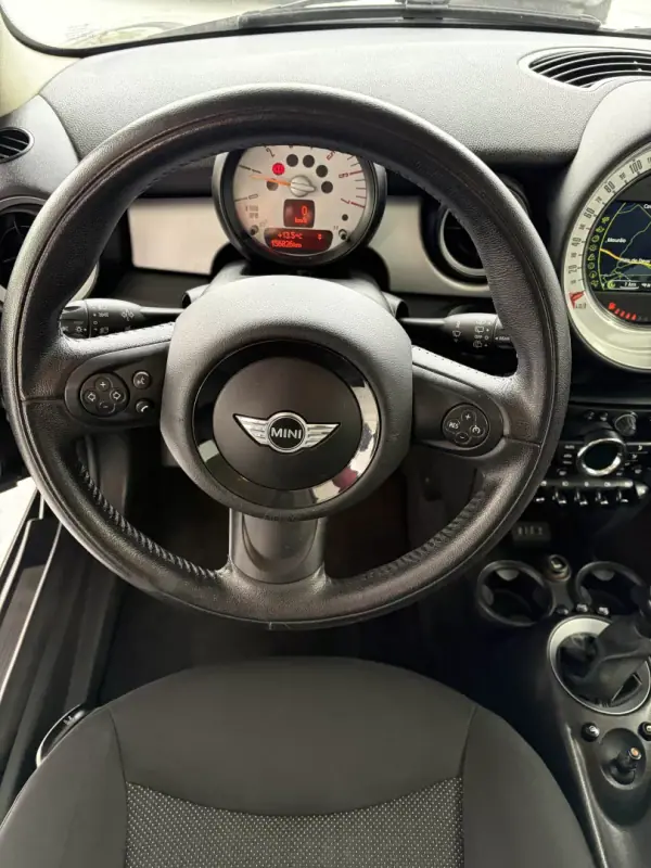 MINI Clubman 2014 - 11990 EUR, 156826 km - AUTO.MOTO.pt - 156826km - foto 12 de 15