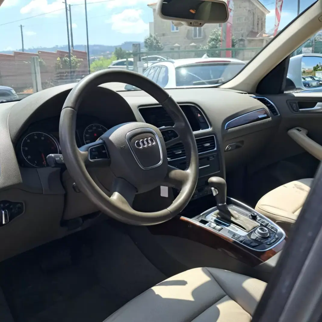 Audi Q5 2013 - 15690 EUR, 83000 km - 83000km - foto 8 de 15