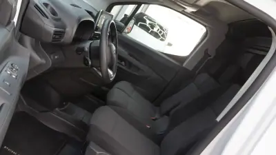 Citroën 2024 - 16450 EUR, 52000 km - AUTO.MOTO.pt - 52000km - foto 15 de 25