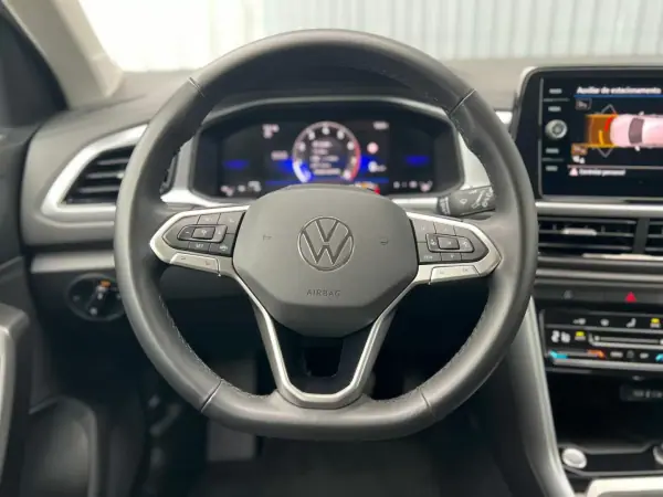 Volkswagen T-Roc 2025 - 28000 EUR, 12129 km - AUTO.MOTO.pt - 12129km - foto 14 de 18