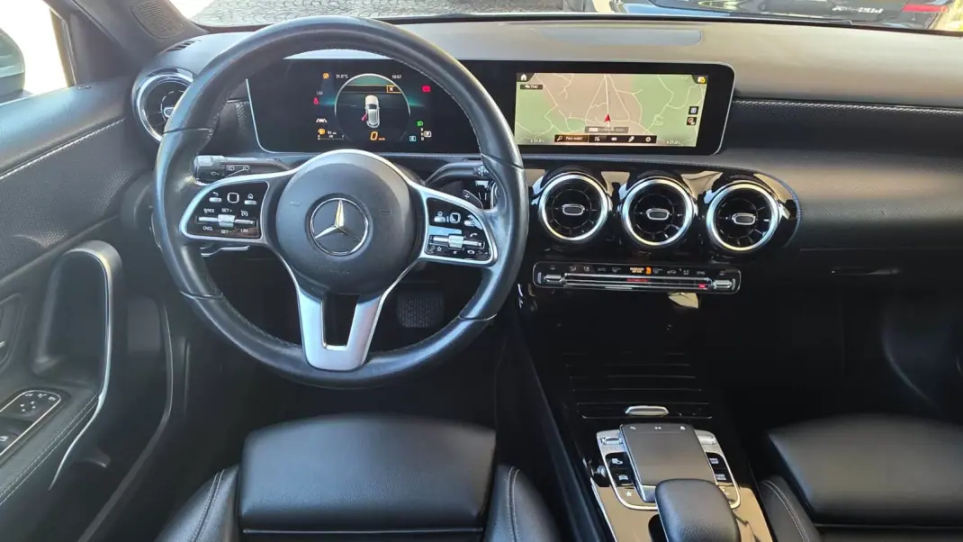 Mercedes-Benz A 180 2018 - 21890 EUR, 115000 km - 115000km - foto 15 de 37