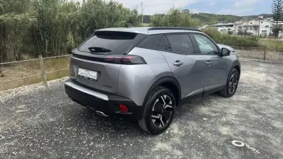 Peugeot 2008 2025 - 24900 EUR, 26000 km - AUTO.MOTO.pt - 26000km - foto 5 de 27