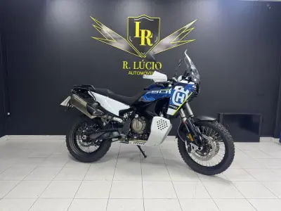 Husqvarna Norden 901 2023 - 14000 EUR, 8407 km - AUTO.MOTO.pt - 8407km - foto 9 de 24