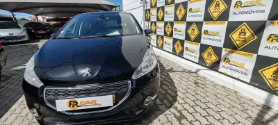 Peugeot 208 2014 - 193379km