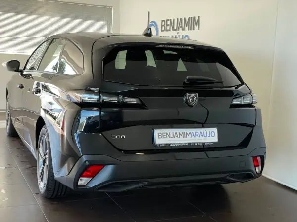 Peugeot 308 SW 2024 - 23500 EUR, 24670 km - AUTO.MOTO.pt - 24670km - foto 4 de 13