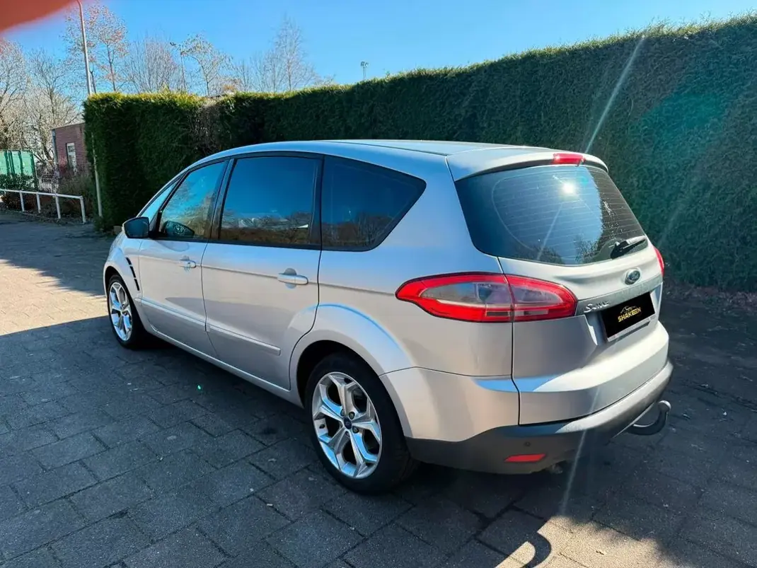 Ford S-Max 2011 - 9900 EUR, 220515 km - AUTO.MOTO.pt - 220515km - foto 4 de 9
