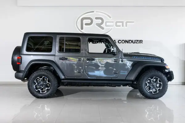 Jeep Wrangler Unlimited 2022 — foto 3 de 28