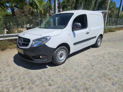 Mercedes-Benz  2014 - 170000km