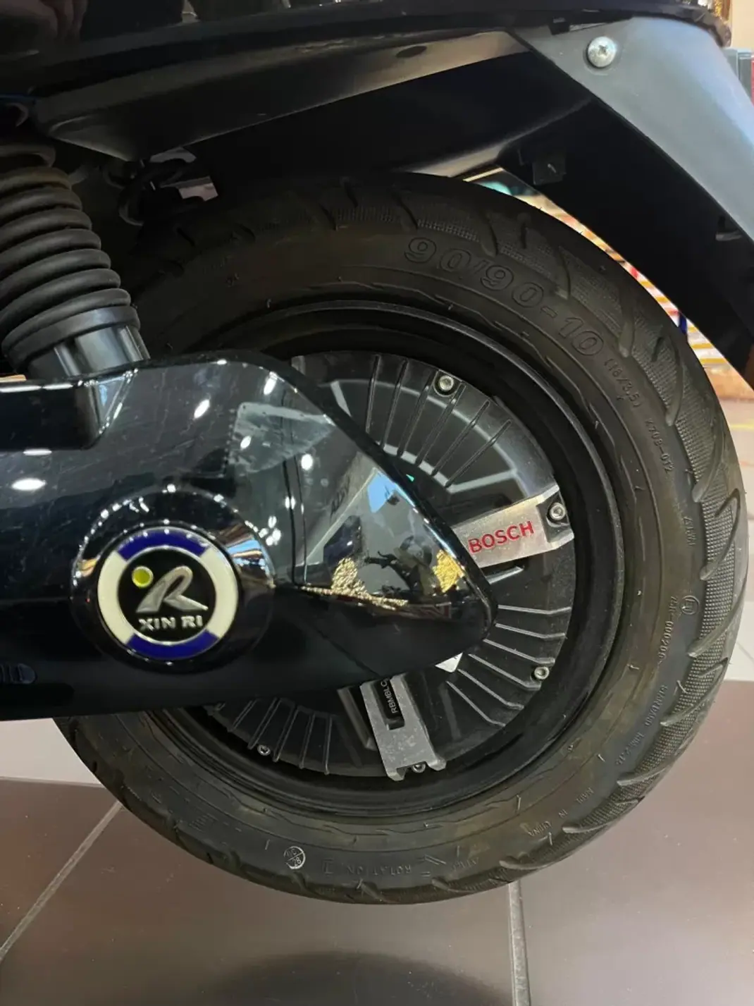 2022 - 1950 EUR, 0 km - AUTO.MOTO.pt - foto 7 de 11