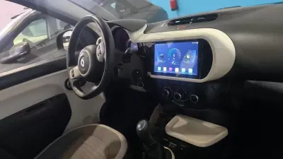 Renault Twingo 2014 - 6500 EUR, 150000 km - 150000km - foto 7 de 15