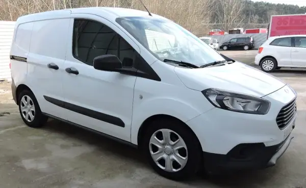 Ford 1.5 TDCi Trend 2022 - 13500 EUR, 51000 km - AUTO.MOTO.pt - 51000km - foto 3 de 11