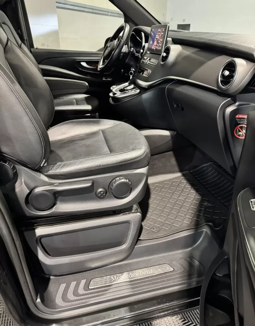 Mercedes-Benz V 250 2019 - 57500 EUR, 110504 km - 110504km - foto 30 de 71