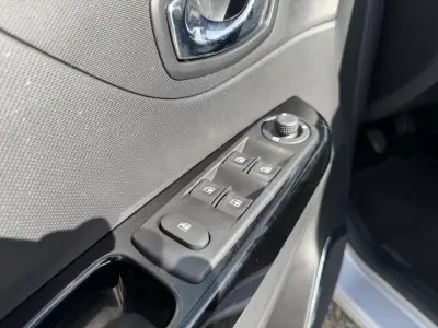 Renault Captur 2014 — foto 5 de 18