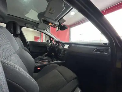 Peugeot 508 2014 - 10500 EUR, 219000 km - AUTO.MOTO.pt - 219000km - foto 14 de 15
