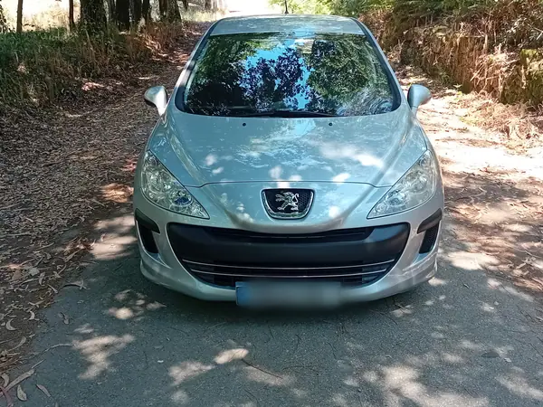 Peugeot 308 2007 - 4200 EUR, 227000 km - AUTO.MOTO.pt - 227000km - foto 8 de 13
