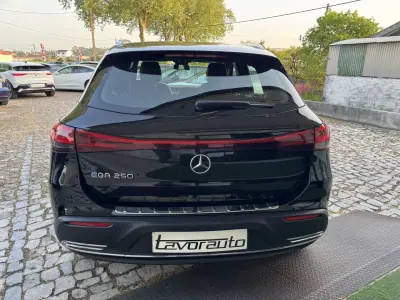 Mercedes-Benz EQA 2021 - 27900 EUR, 92000 km - AUTO.MOTO.pt - 92000km - foto 8 de 47