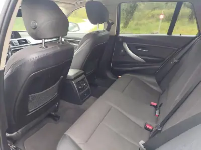 BMW 320 2014 - 13000 EUR, 283400 km - AUTO.MOTO.pt - 283400km - foto 8 de 11