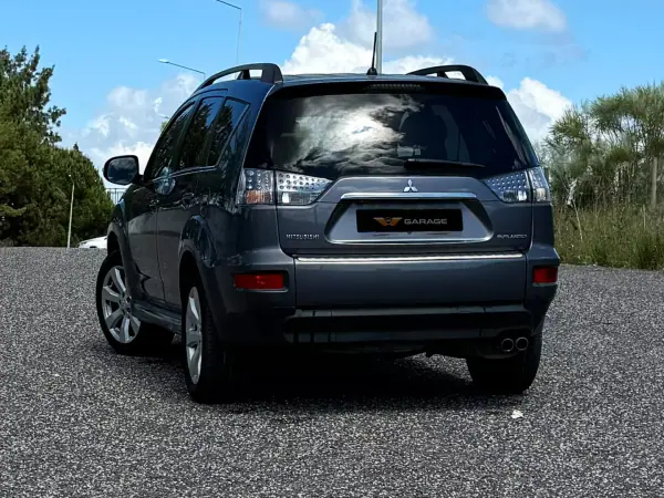 Mitsubishi Outlander 2012 - 12400 EUR, 176000 km - AUTO.MOTO.pt - 176000km - foto 3 de 18