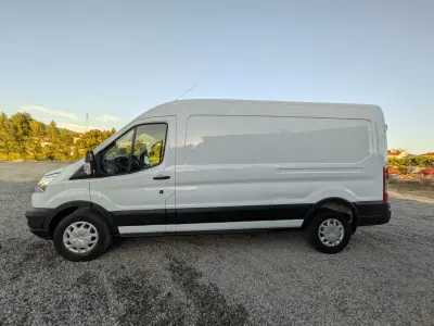 Ford 2019 - 22900 EUR, 20000 km - AUTO.MOTO.pt - 20000km - foto 5 de 16